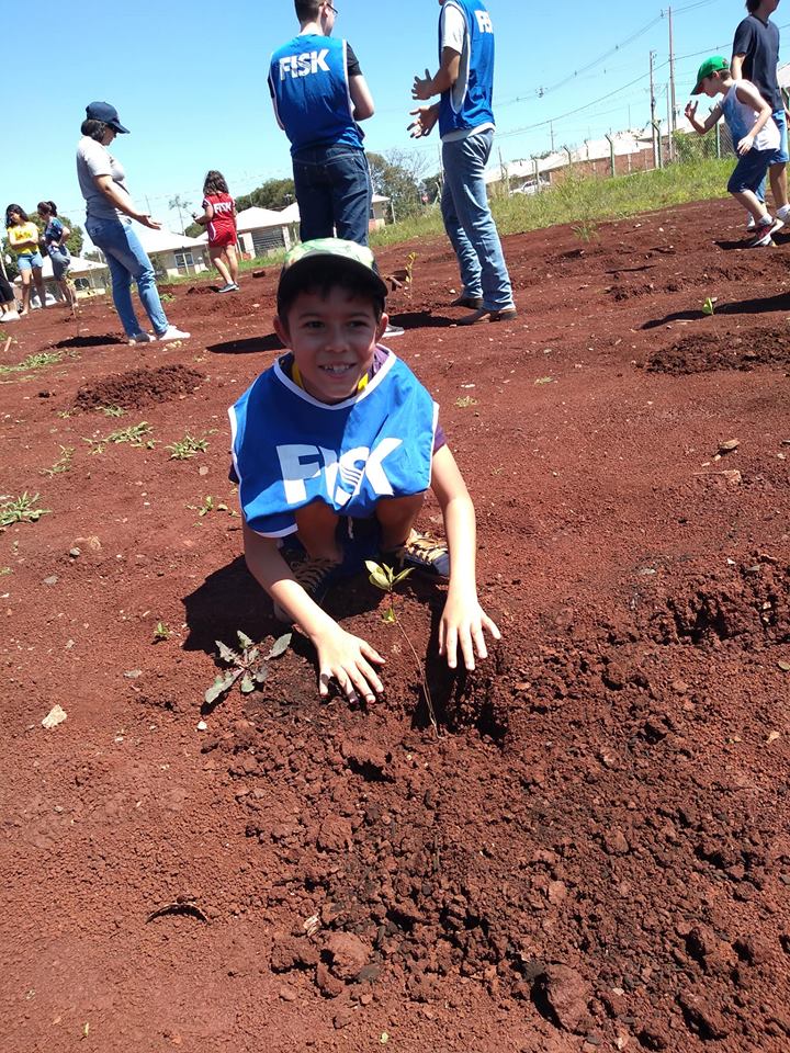 Fisk Marialva/PR - Planting Trees